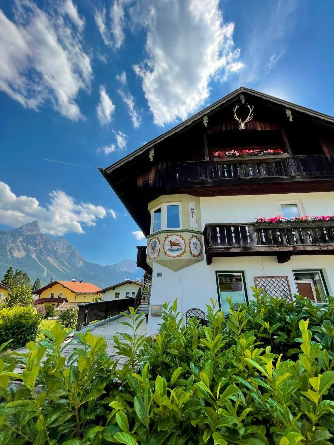 Haus Blaesi Apartman Ehrwald Kültér fotó